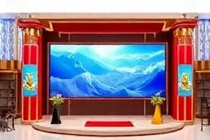 《慢船去春》杀青现场示意，码头与渡船剪影